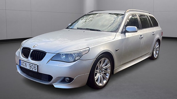 BMW 523i