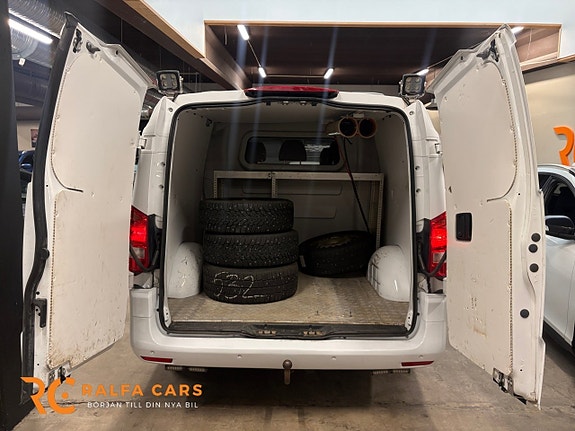 Mercedes-Benz Vito 119 9 of 18