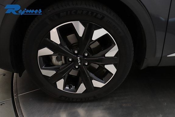 Kia Sportage 17 of 30