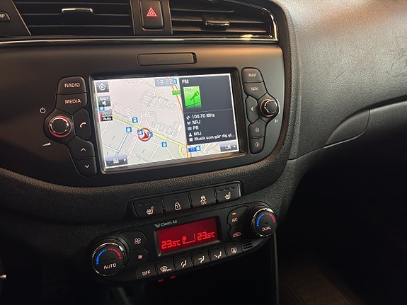 Kia Ceed 18 of 23