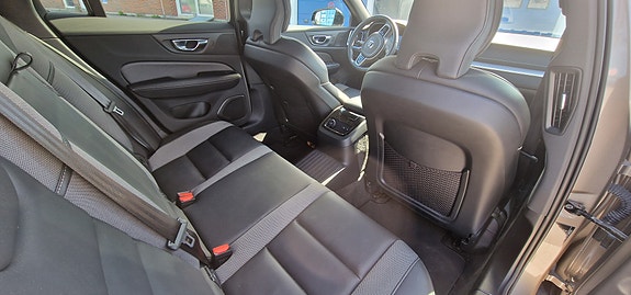 Volvo V60 6 of 8
