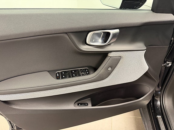 Polestar 2 11 of 24