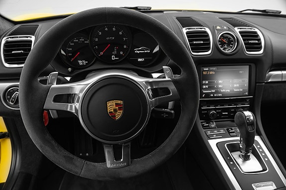 Porsche Cayman GTS 11 of 30