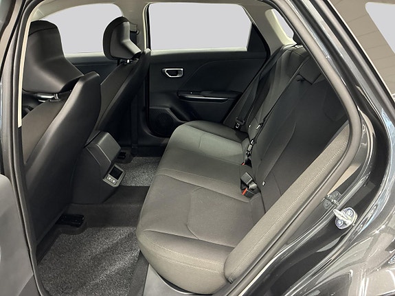 Kia K4 9 of 27