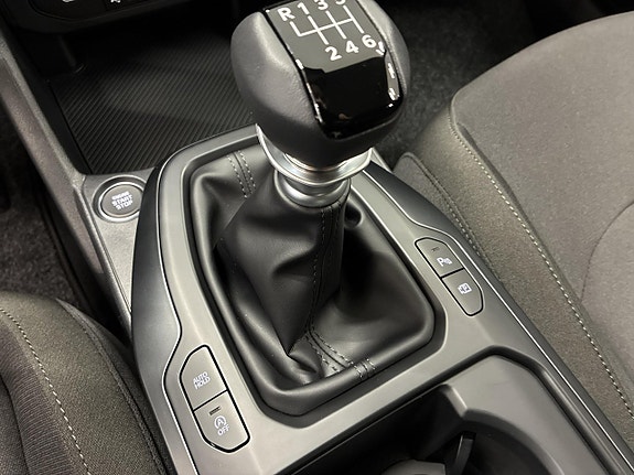 Kia K4 19 of 27