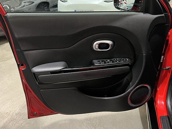 Kia Soul 8 of 22