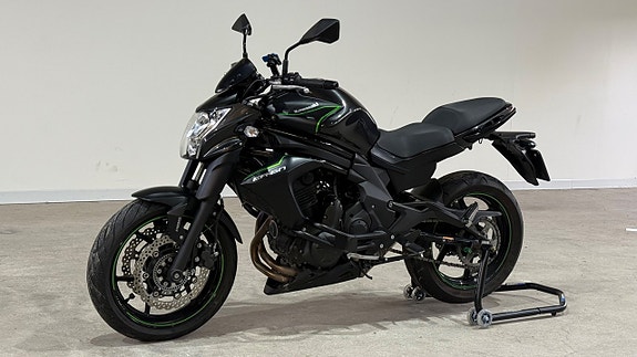 Kawasaki Ninja ER-6N ABS Helsystem låga mil 6 of 10