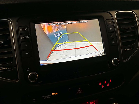 Kia Carens 15 of 16
