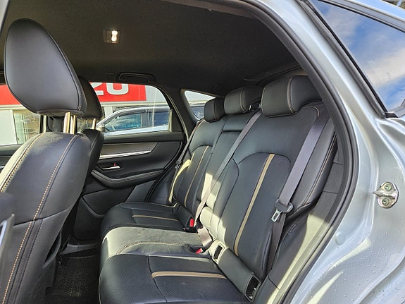 Mazda CX-60 10 of 11