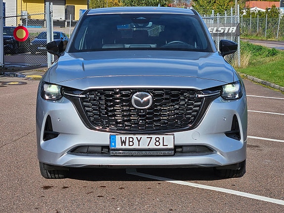 Mazda CX-60 2 of 11