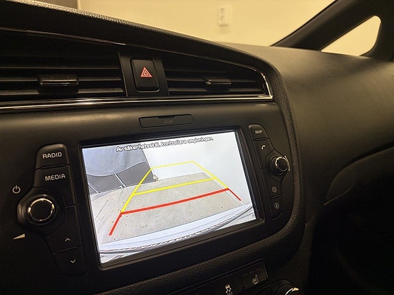 Kia Ceed 7 of 10