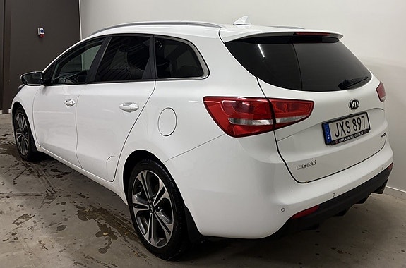 Kia Ceed 3 of 10