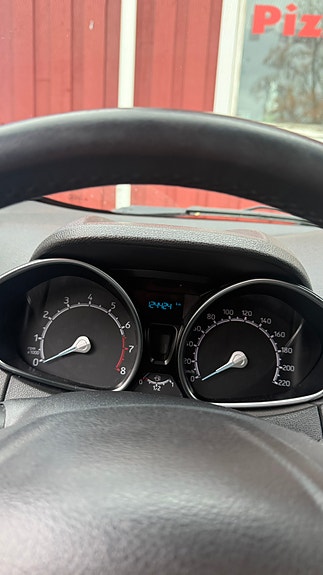 Ford Ecosport 6 of 9