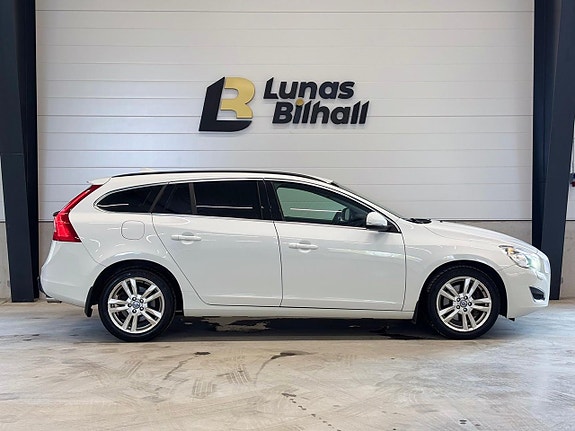 Volvo V60 6 of 24