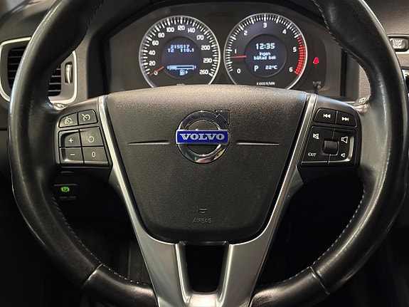 Volvo V60 12 of 24
