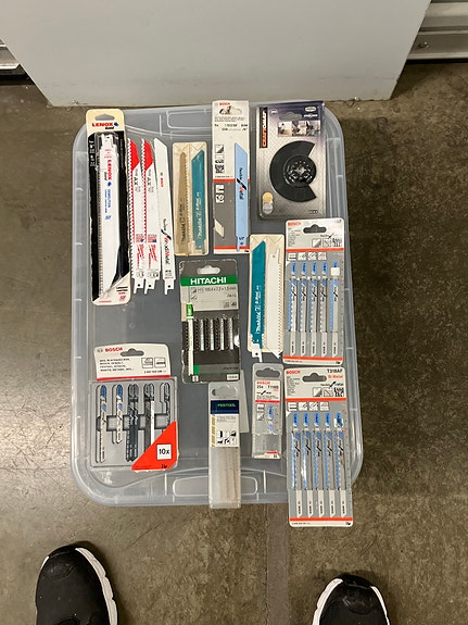Product image 1 of 2