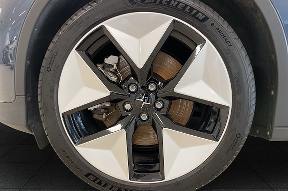 Polestar 2 8 of 18