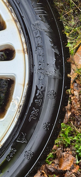 Product image 1 of 3