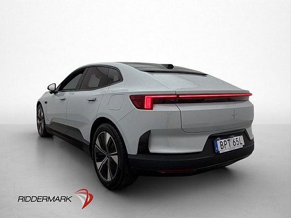 Polestar 4 9 of 30
