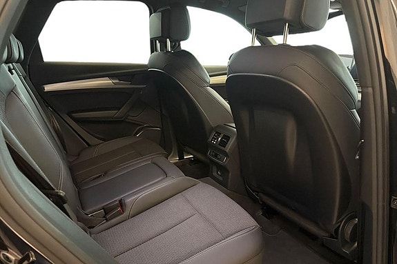 Audi Q5 6 of 15