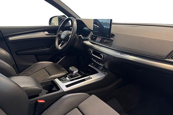 Audi Q5 5 of 15