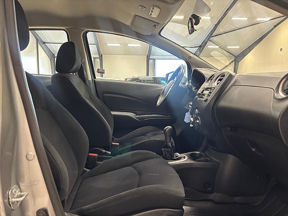 Nissan Note 17 of 21