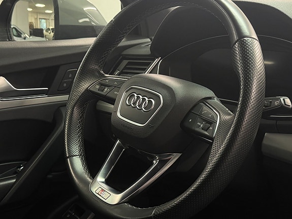 Audi Q5 9 of 21