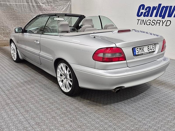 Volvo C70 2 of 10
