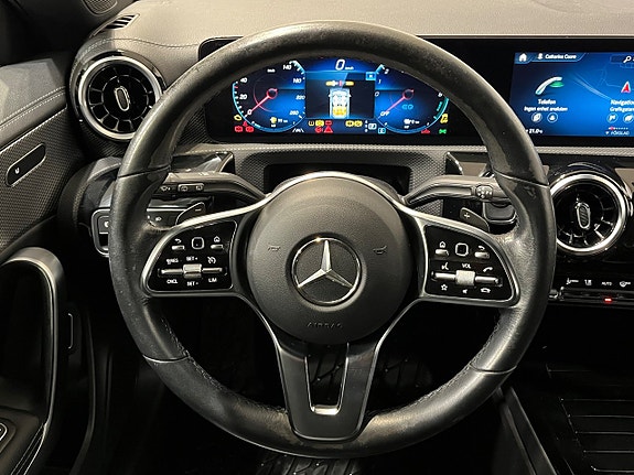 Mercedes-Benz CLA250 e 15 of 21