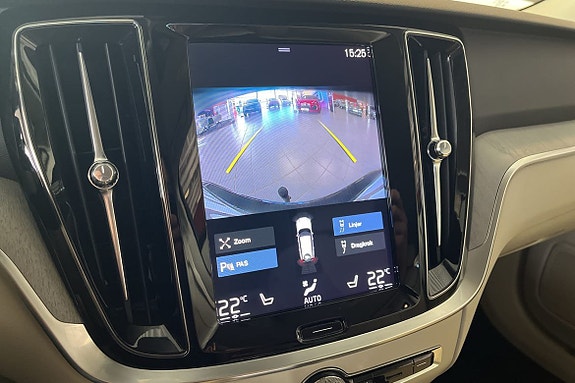 Volvo V60 15 of 16
