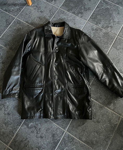 Product image 1 of 7