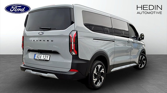 Ford Custom Tourneo 2 of 11