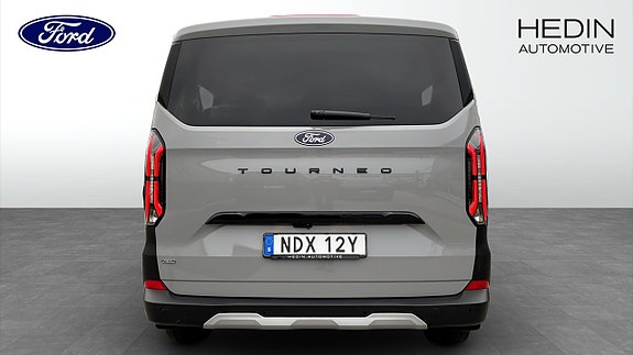 Ford Custom Tourneo 7 of 11