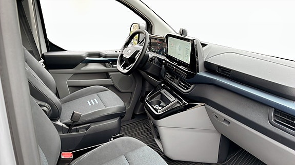 Ford Custom Tourneo 3 of 11