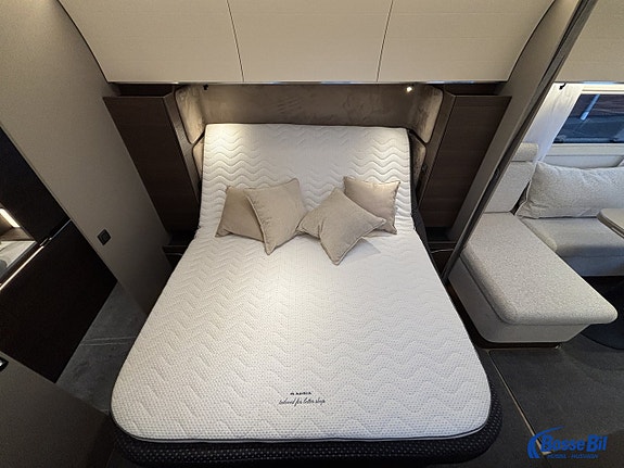 Adria ALPINA 663 HT 19 of 27