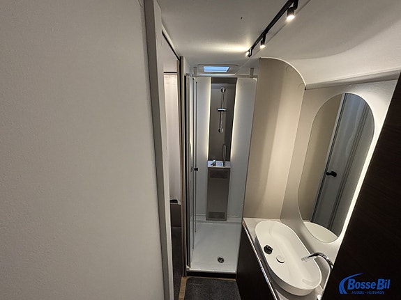 Adria ALPINA 663 HT 24 of 27