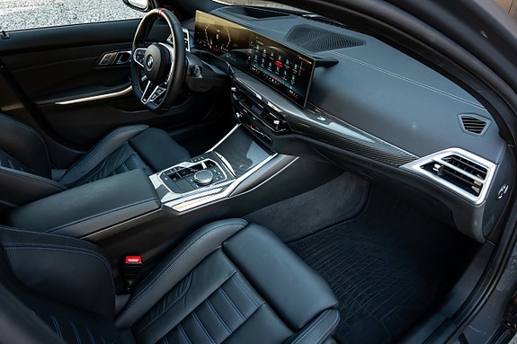 BMW M340i 11 of 24
