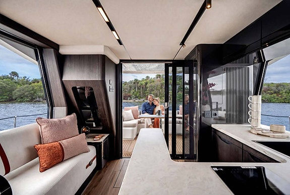 GALEON 520 FLY - ny modell - 3 kabiner och balkonger! 56 fot 2 of 12