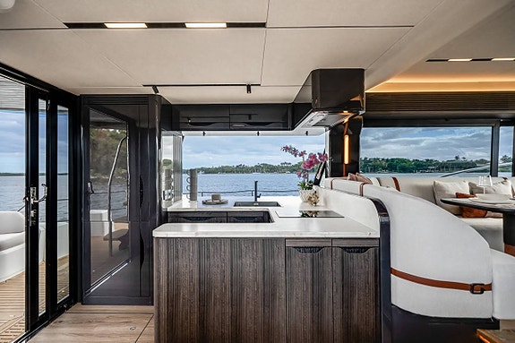 GALEON 520 FLY - ny modell - 3 kabiner och balkonger! 56 fot 4 of 12