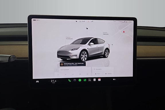 Tesla Model Y 13 of 14