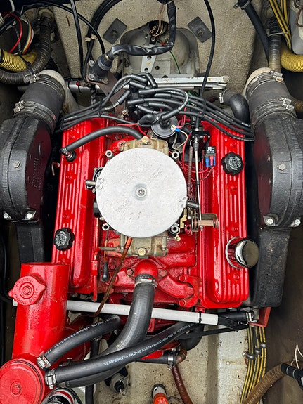 Flipper 717S Volvo Penta 570A V8 10 of 19