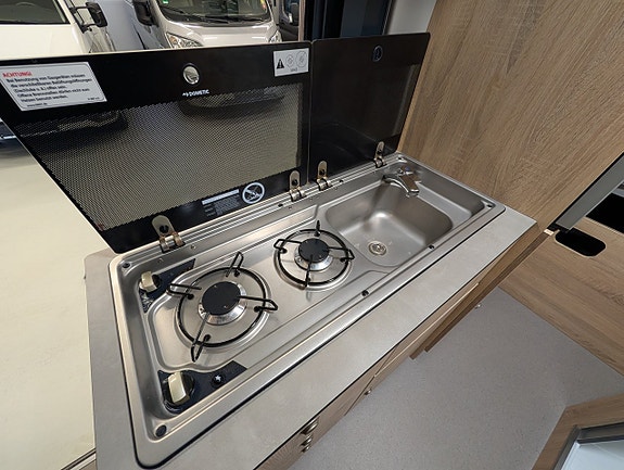 Clever by Pössl Celebration 600 Pop-up / 165HK / Solceller / 4 sängplatser / 6m 19 of 30