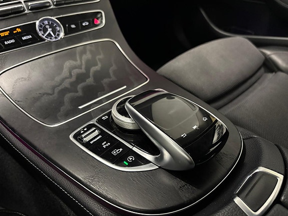 Mercedes-Benz E 220 d 16 of 30