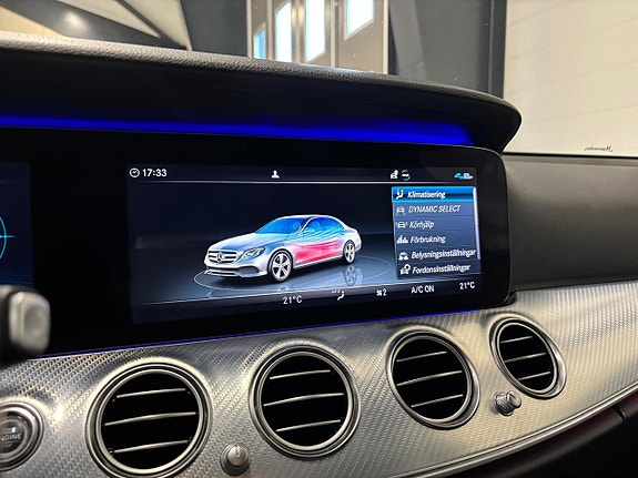 Mercedes-Benz E 220 d 25 of 30