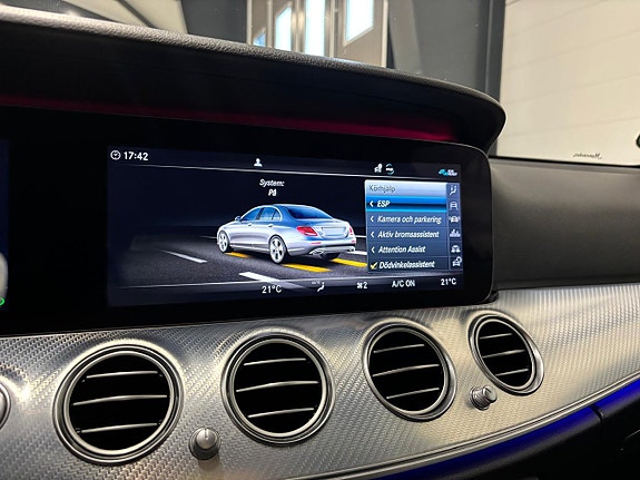 Mercedes-Benz E 220 d 18 of 30