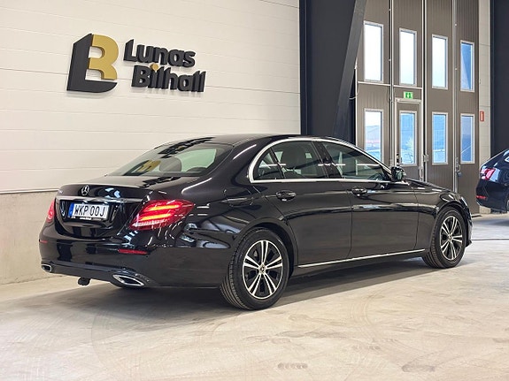 Mercedes-Benz E 220 d 7 of 30