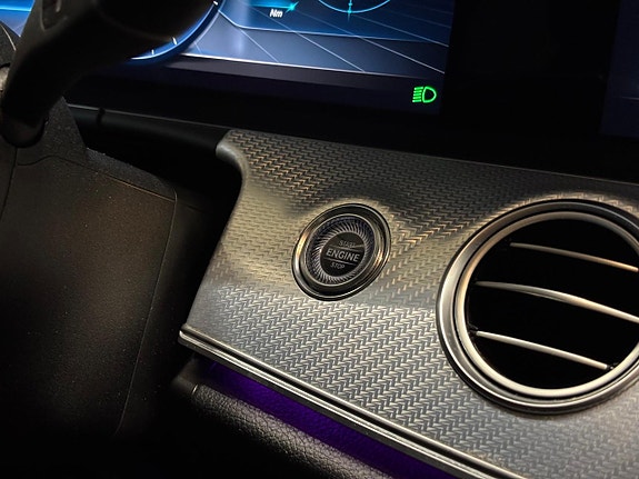 Mercedes-Benz E 220 d 30 of 30