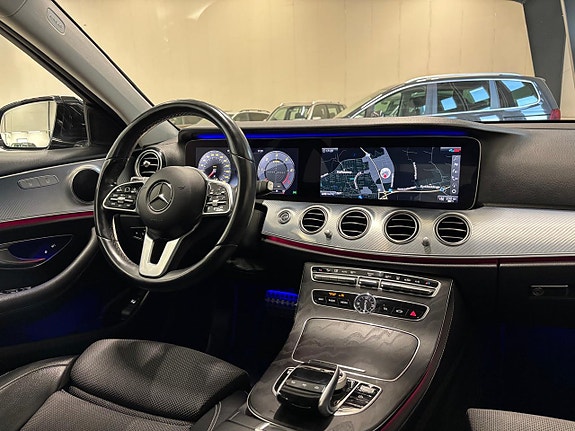 Mercedes-Benz E 220 d 11 of 30