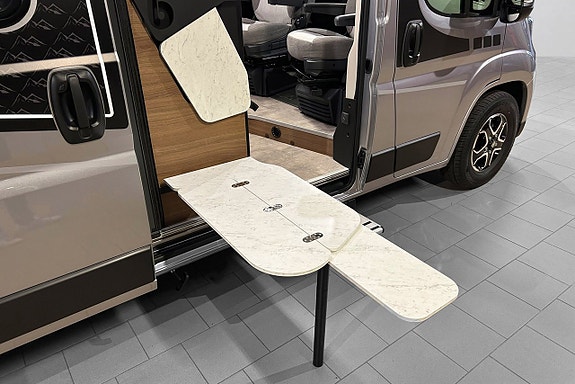 Benimar Benivan 144 600 AUTOMAT 160HK Adaptiv-FARTHÅLLARE DIESELVÄRMARE 6 of 30