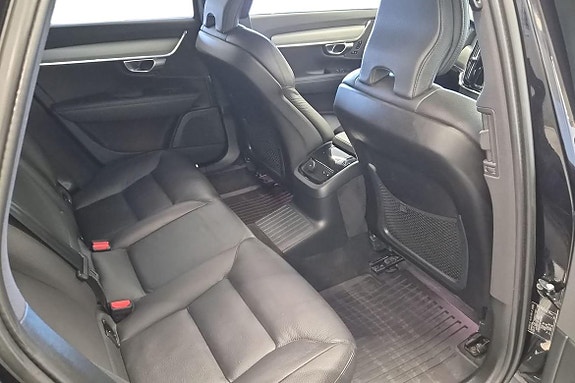 Volvo V90 18 of 24
